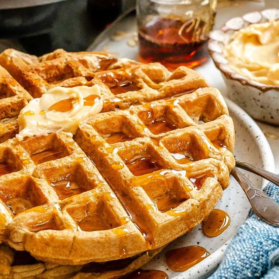 Easy Oatmeal Waffles