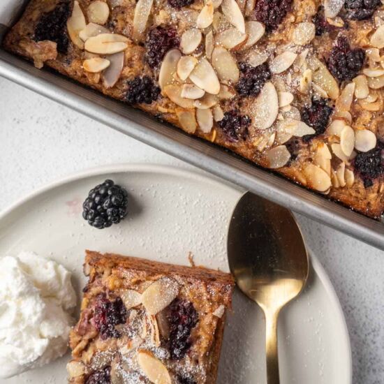 Healthy Blackberry Baked Oatmeal