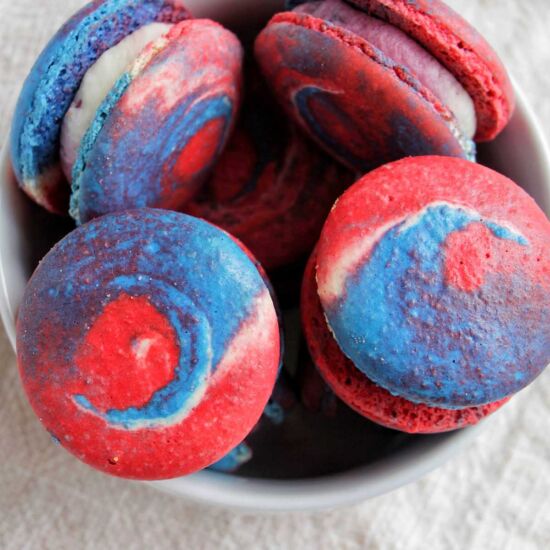 Bomb Pop Macarons