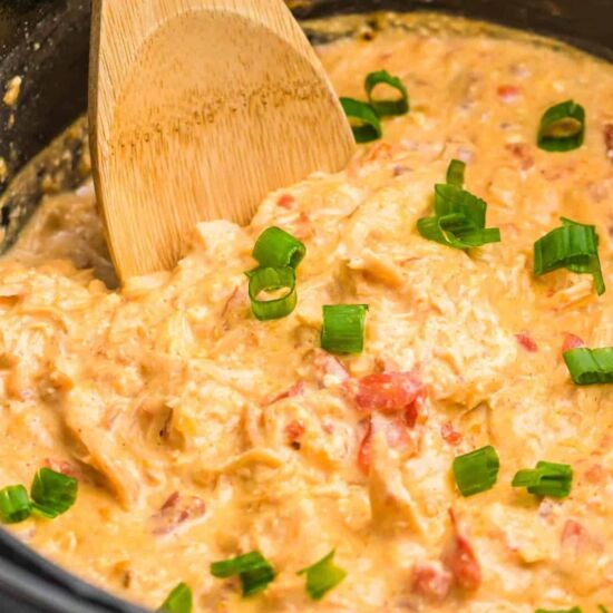 Crockpot Queso Chicken