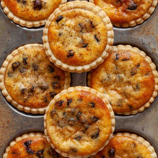 Curd Cheesecakes with Pastry Shells