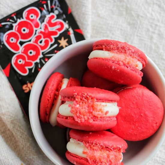 4th of July Pop Rocks Macarons