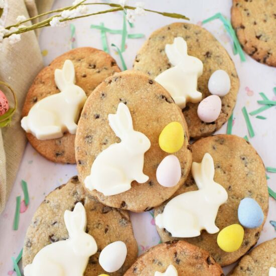 No-Spread Easter Egg Chocolate Chip