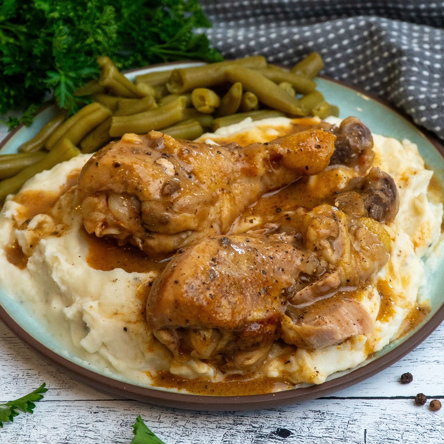 Crock Pot Smothered Chicken Legs
