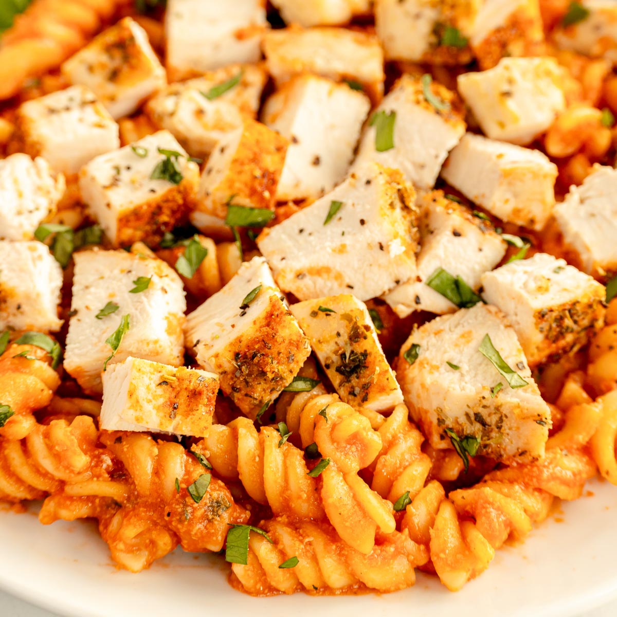 Easy Cheesy Tomato Chicken Pasta