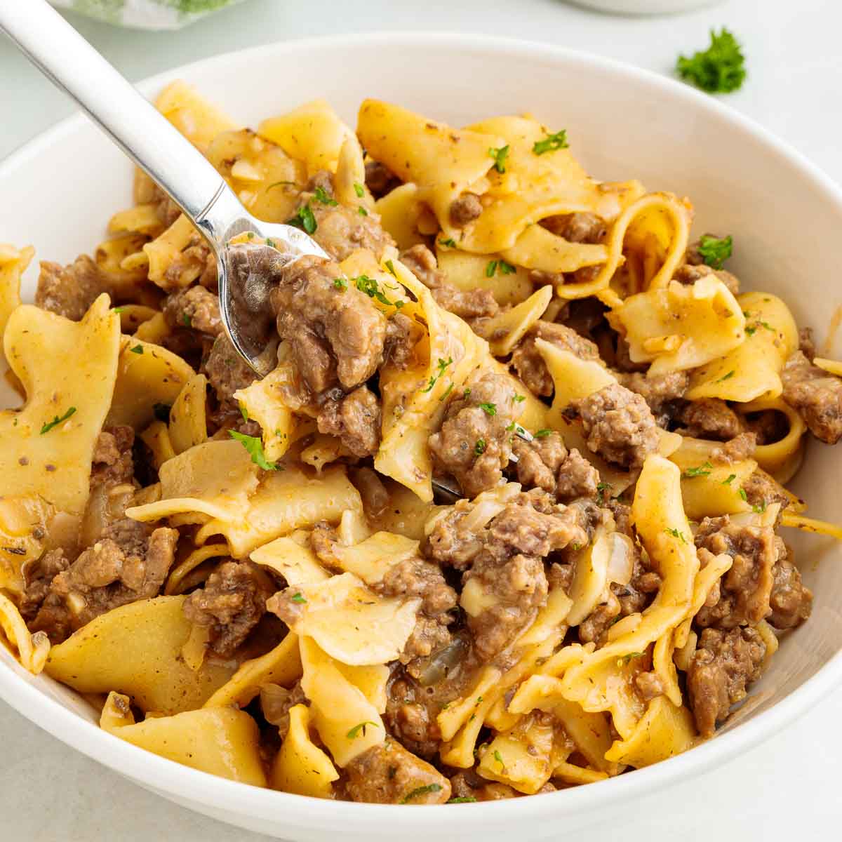 One Pot Ground Beef Egg Noodles
