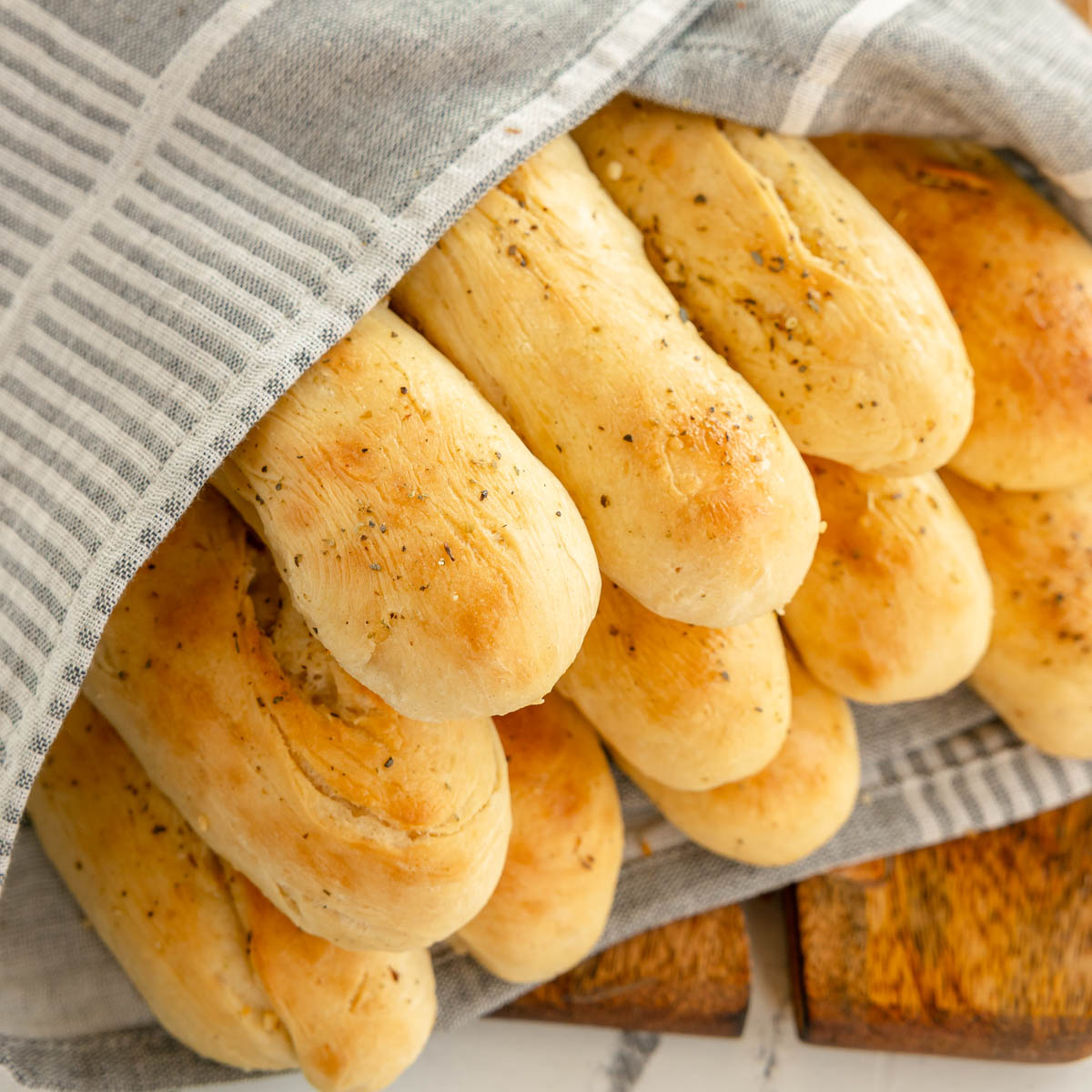 Homemade Garlic Breadsticks
