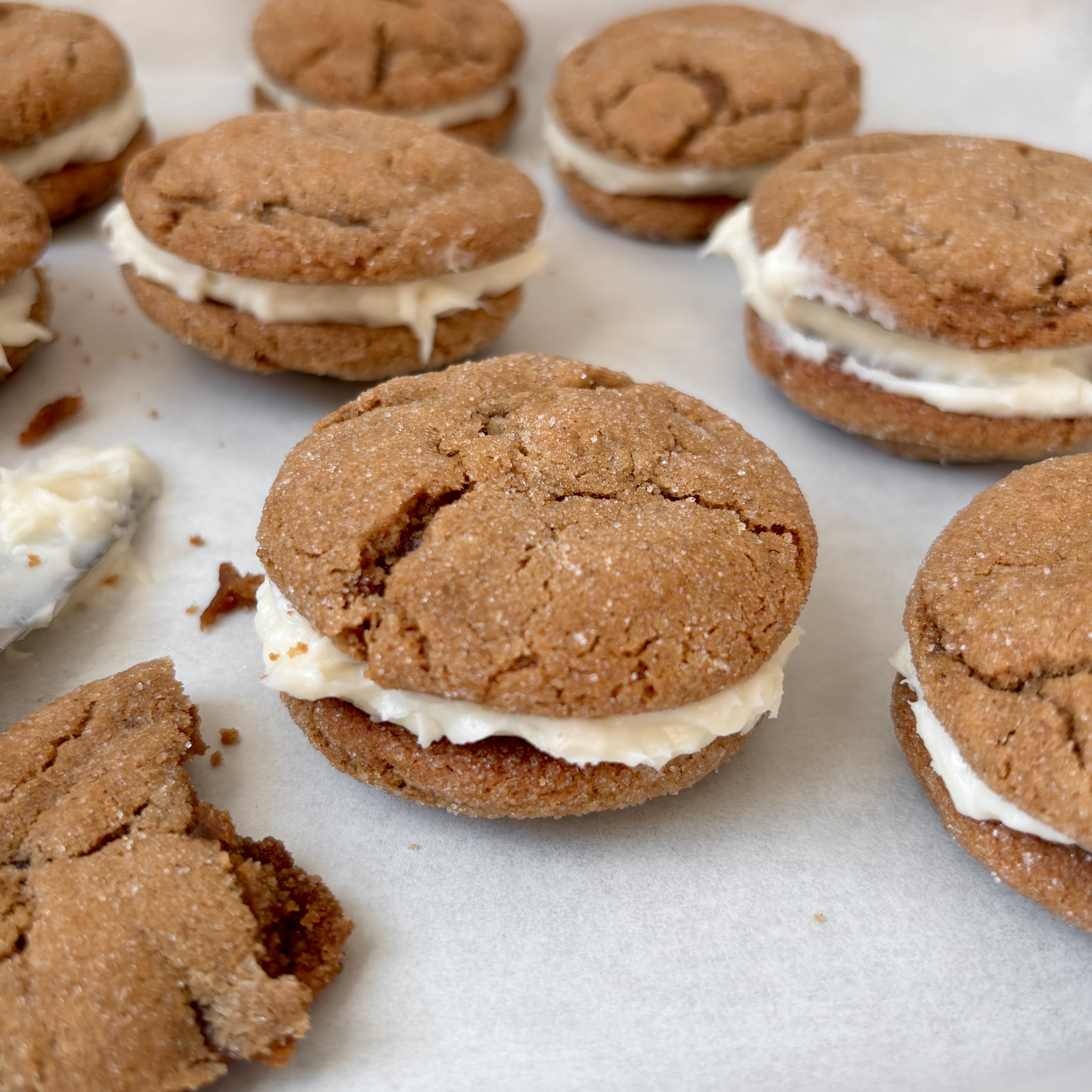 Chewy Ginger Cream Cookies