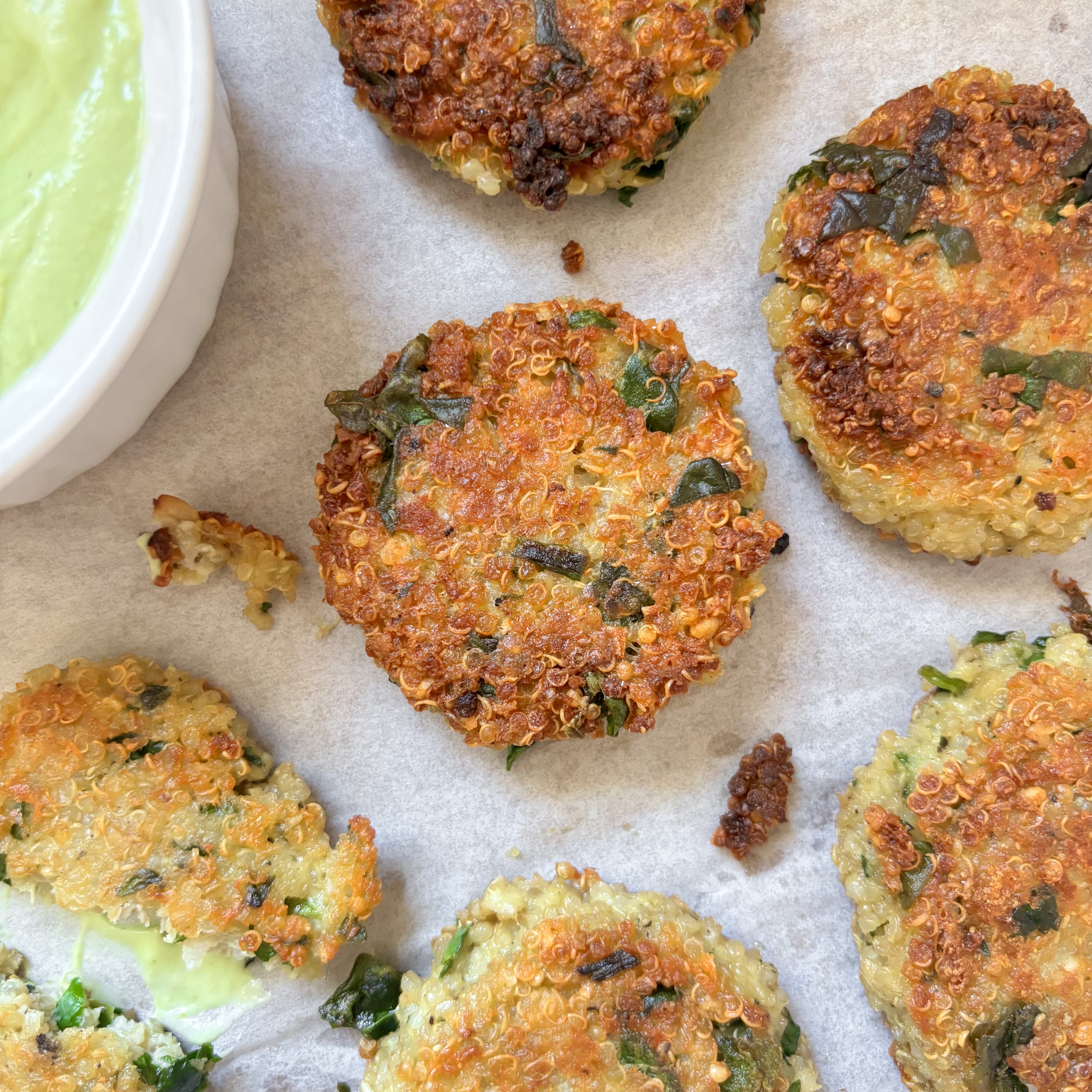 Crispy Cheesy Spinach Quinoa Bites