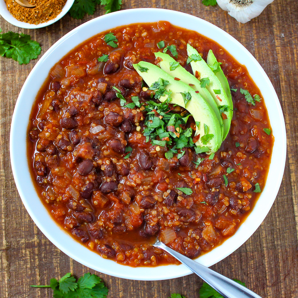 Smoky Black Bean Quinoa Chili