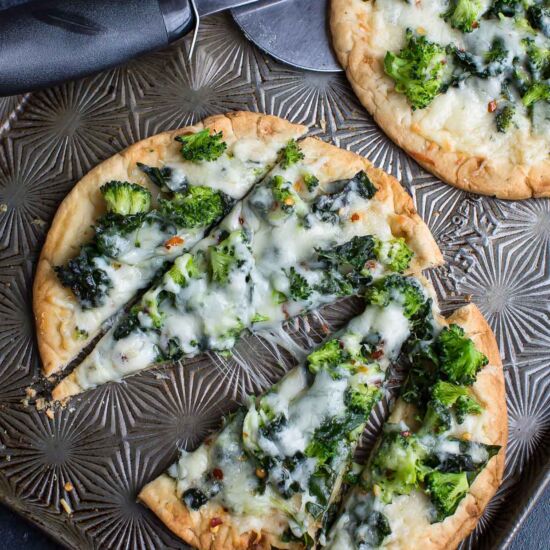 Broccoli Kale Flatbread Pizza