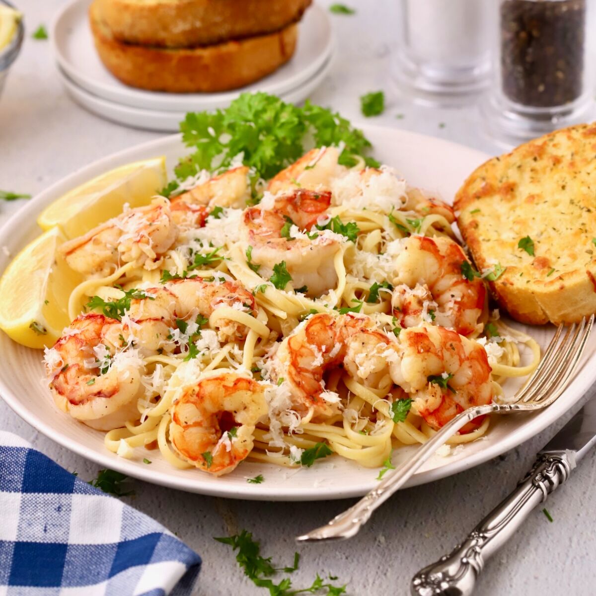 Garlic Butter Noodles with Shrimp