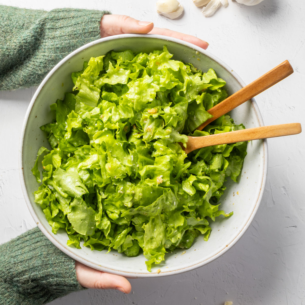 Easy Garlic Salad