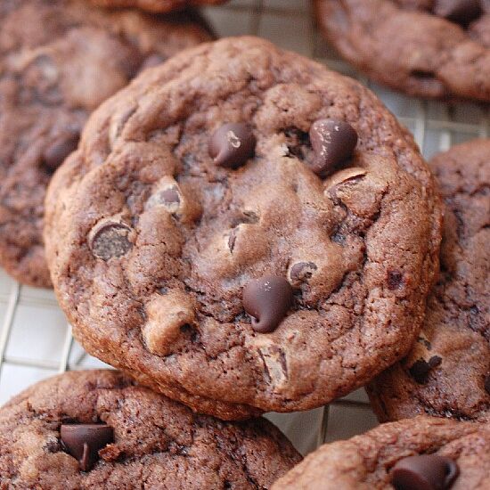 Sourdough discard chocolate cookies