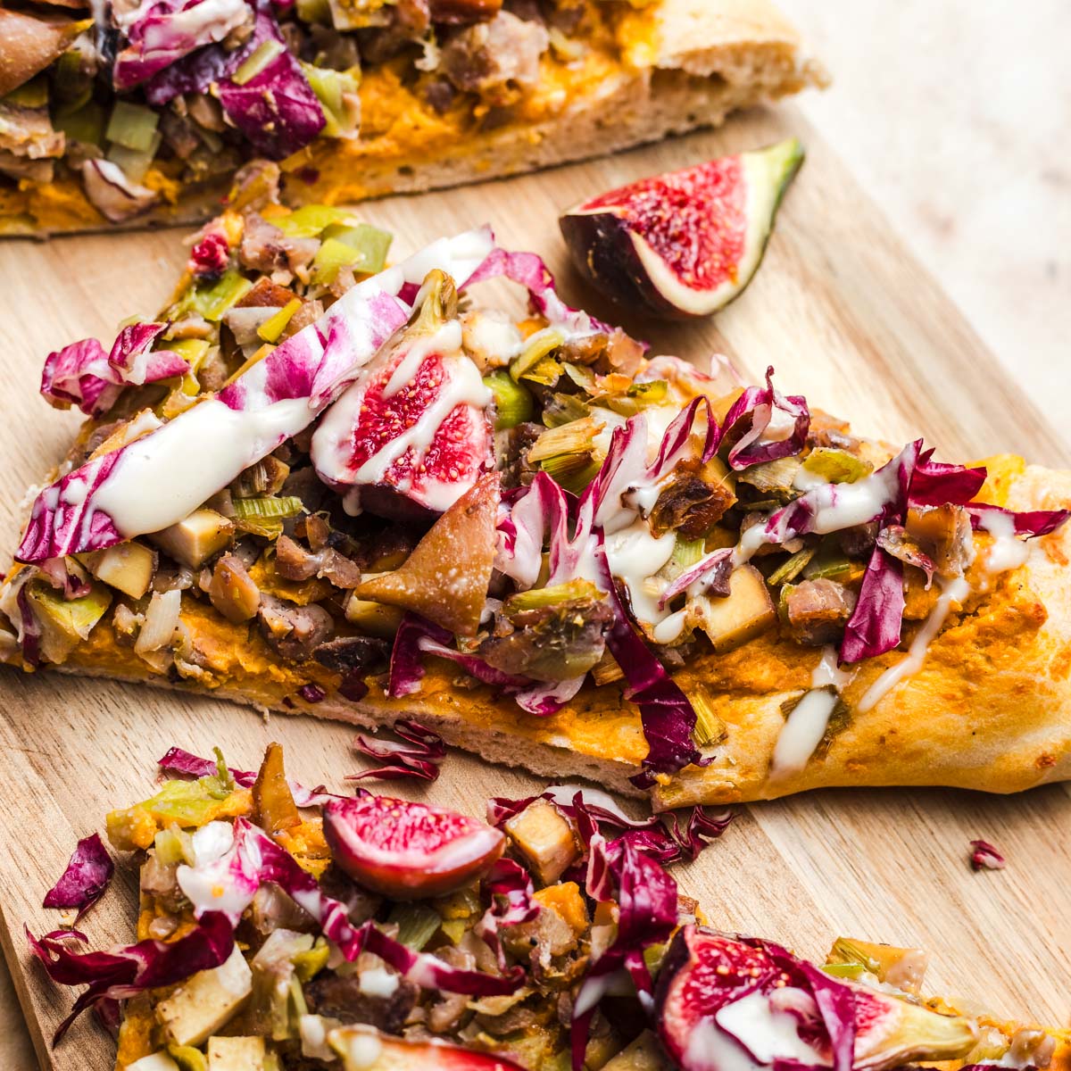 Fall-Inspired Vegan Pizza