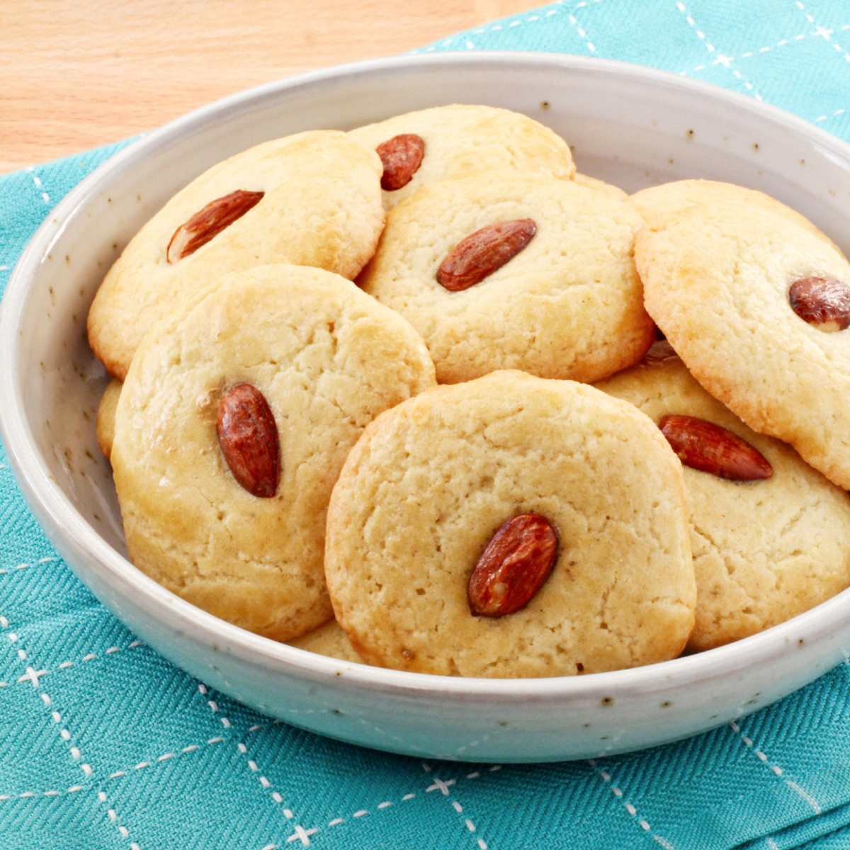 Chinese Almond Cookies
