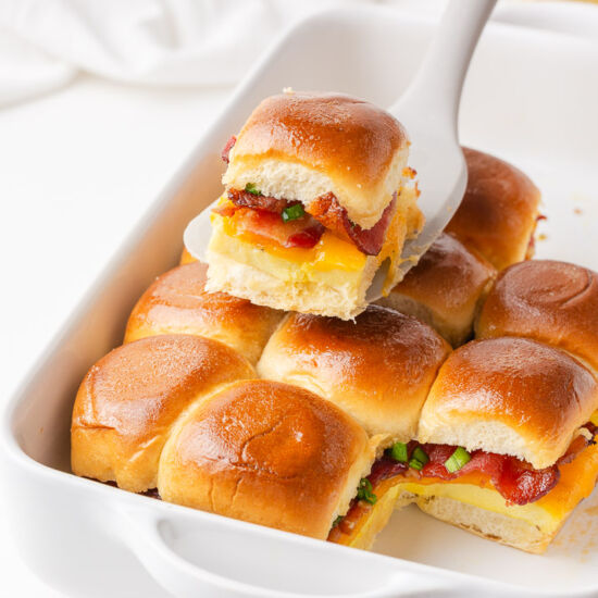 Hawaiian Roll Breakfast Sliders