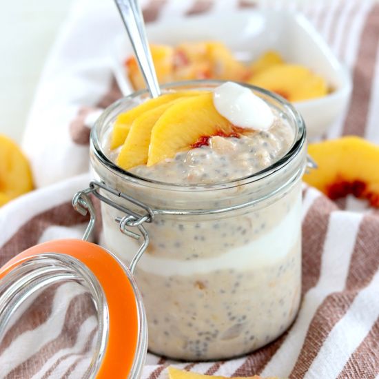Peaches & Cream Overnight Oats