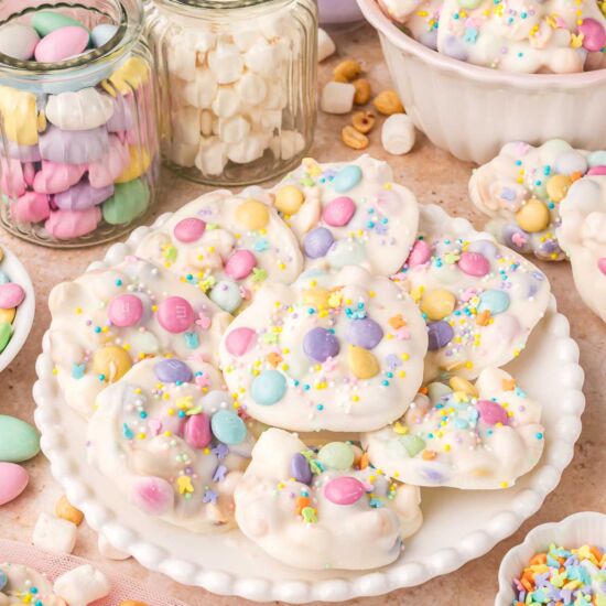 Crockpot Easter Candy Clusters