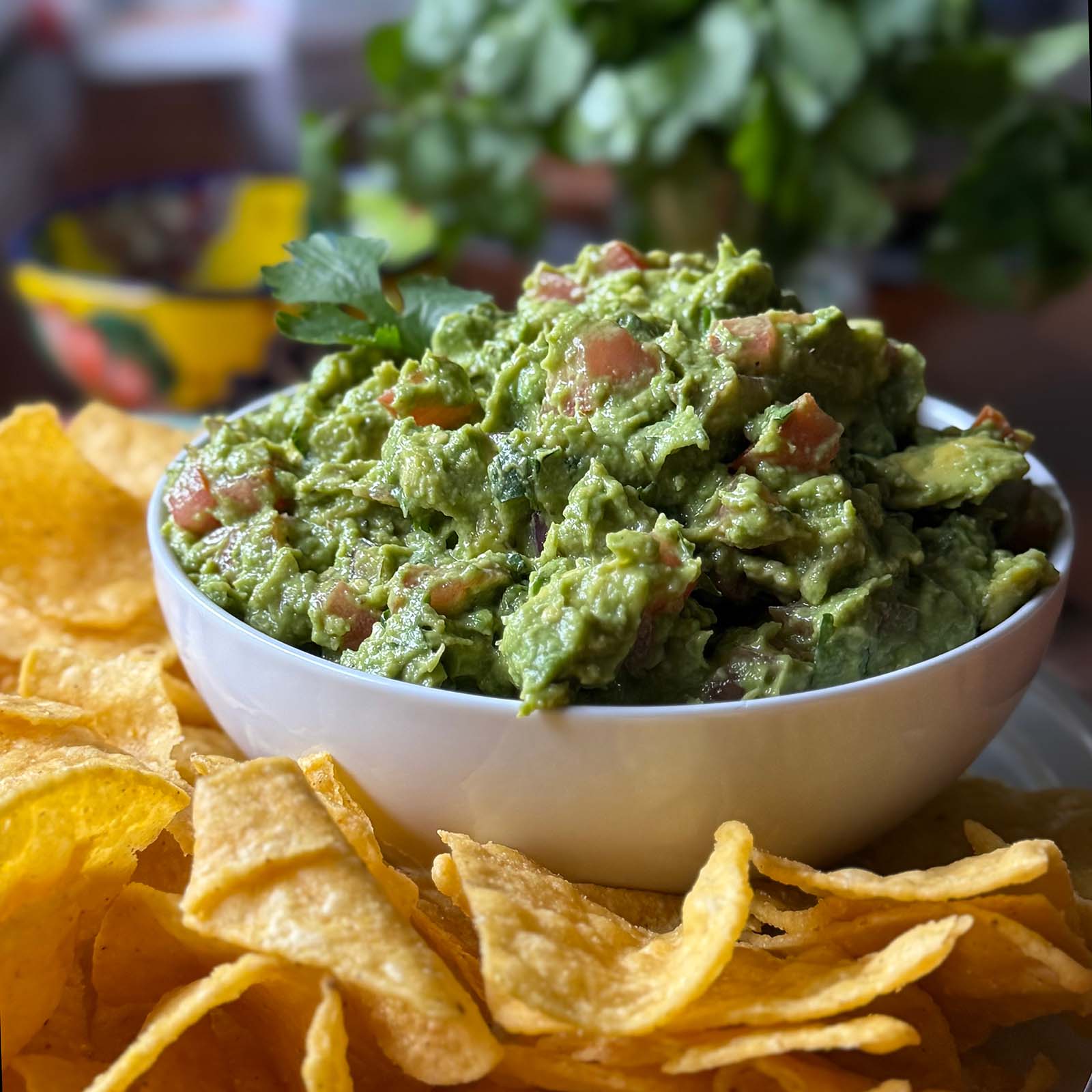 Restaurant-Style Chunky Guacamole