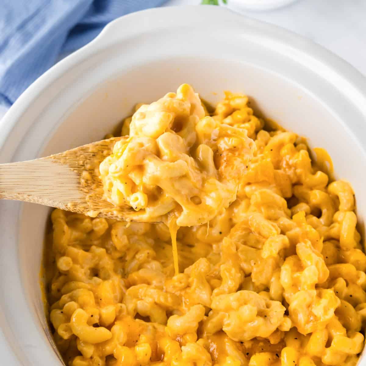 Slow Cooker Mac And Cheese