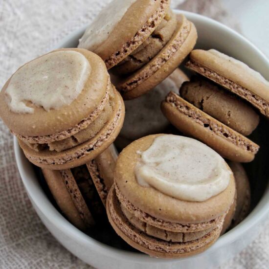 Brown Sugar Pop-Tarts Macarons