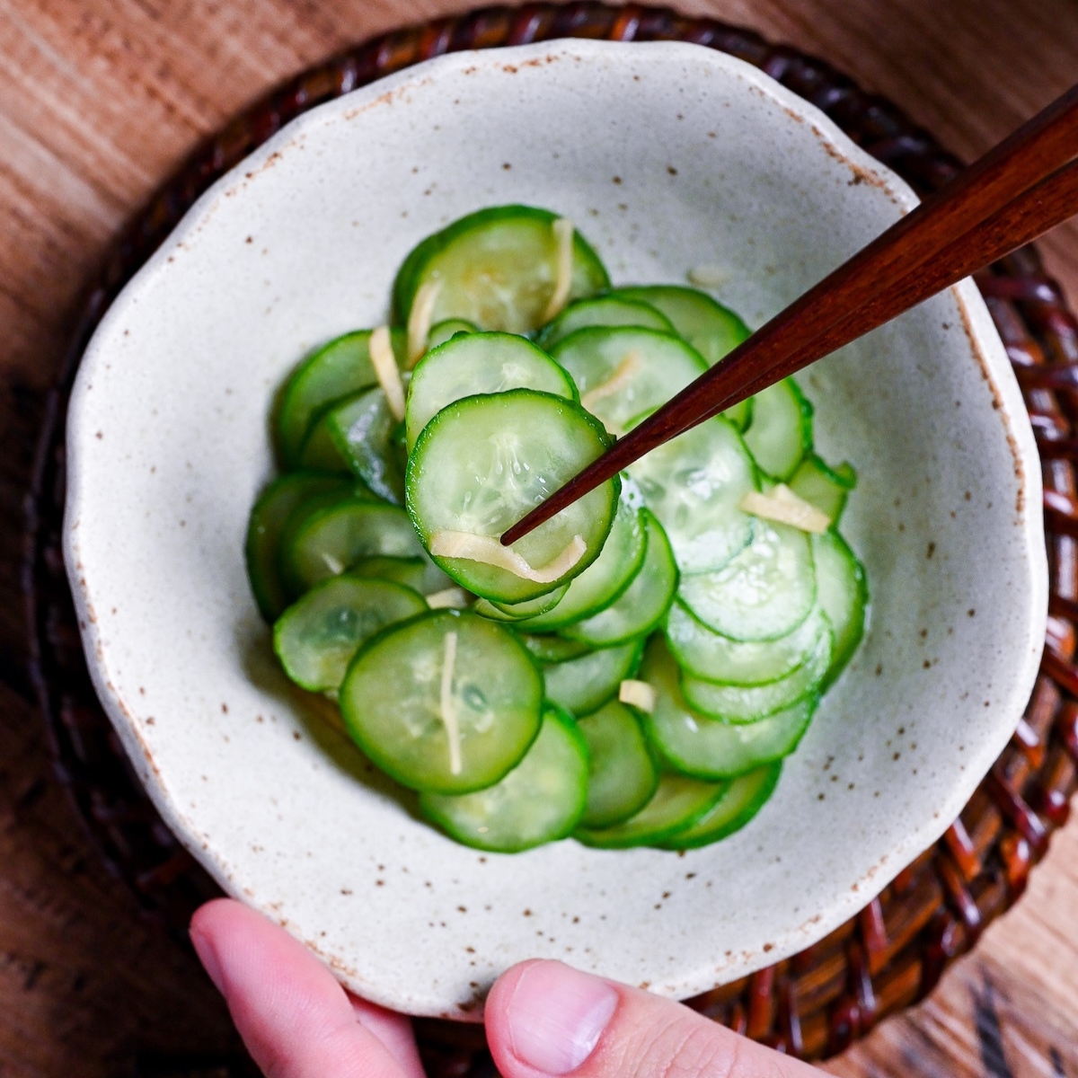 Easy Japanese Cucumber Salad