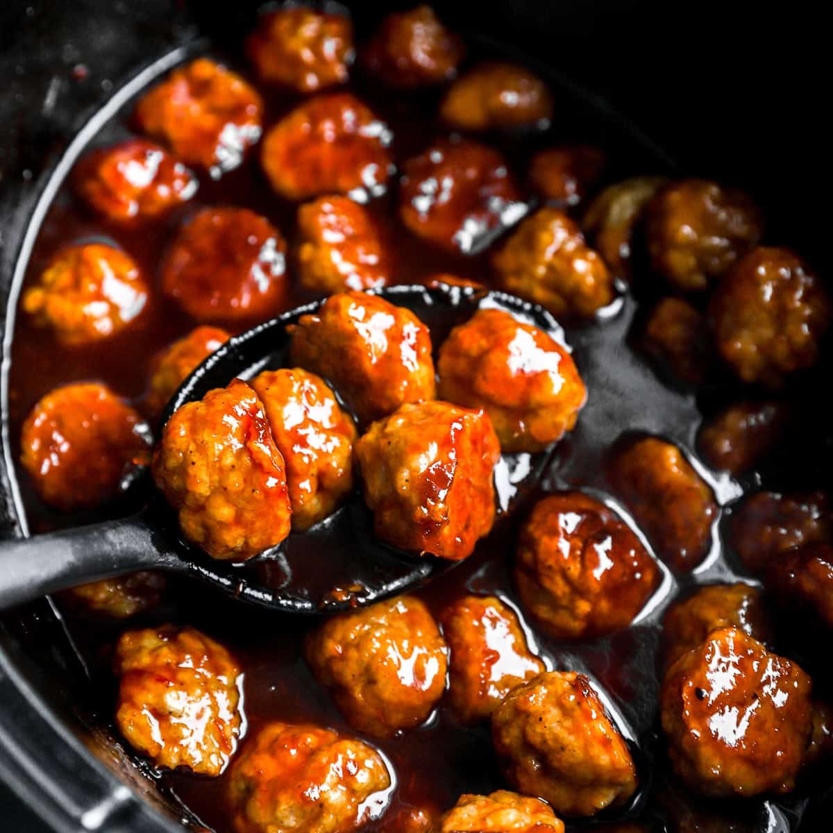 Crockpot Grape Jelly Meatballs
