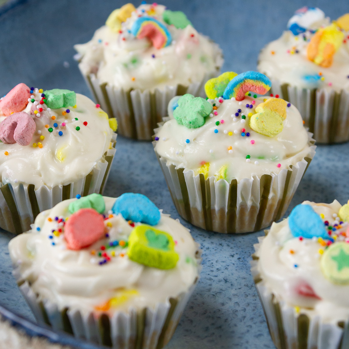 Lucky Charms No Bake Cheesecake