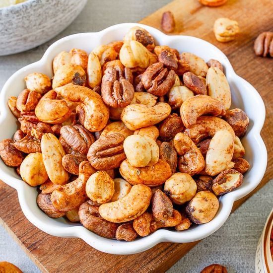 Crunchy Herb & Spice Nuts