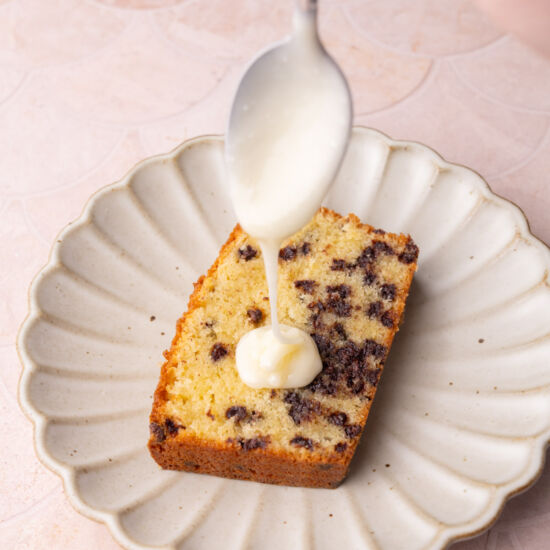 Pourable White Chocolate Glaze