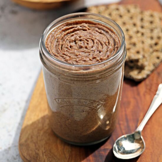 Homemade Peanut Butter