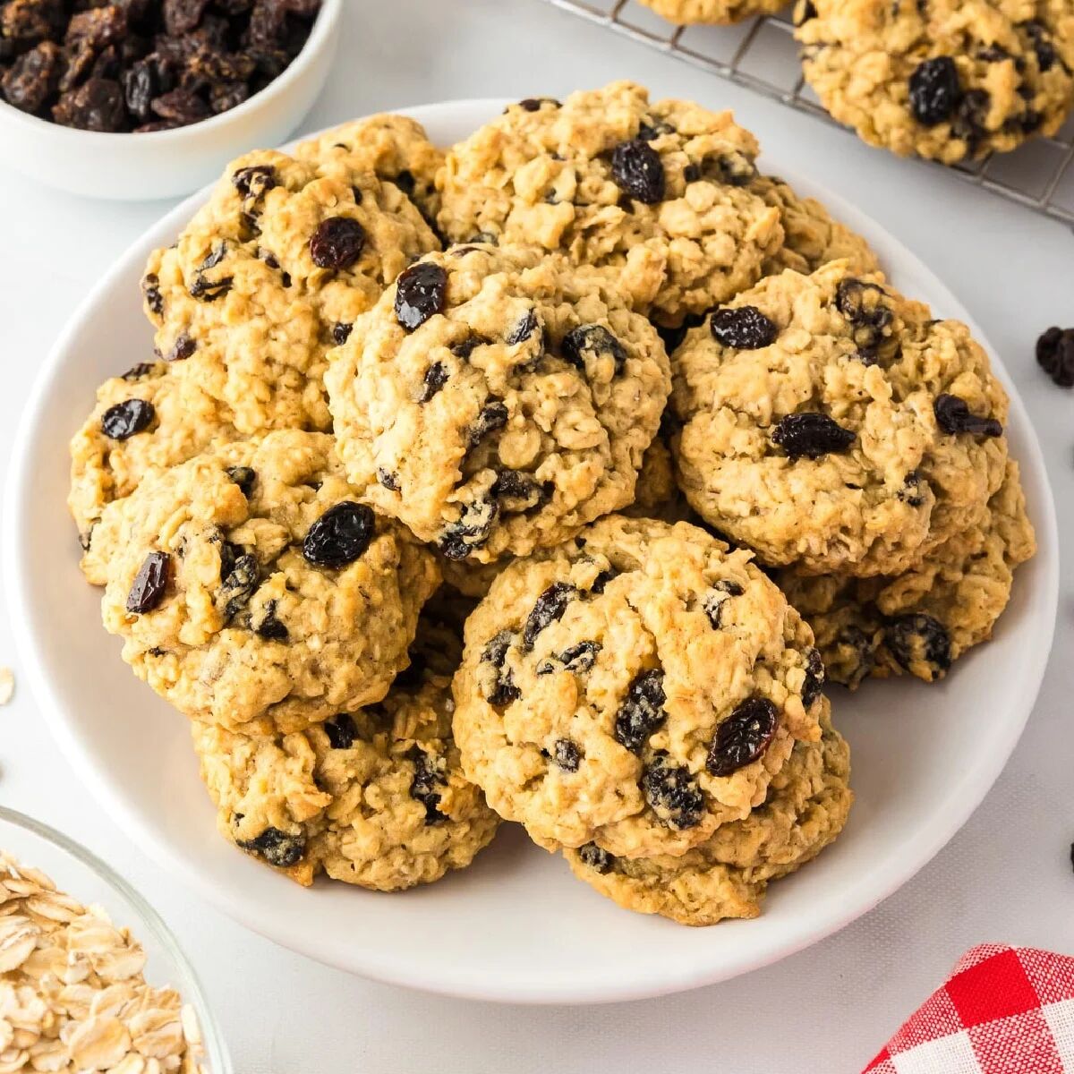 Oatmeal Raisin Cookies