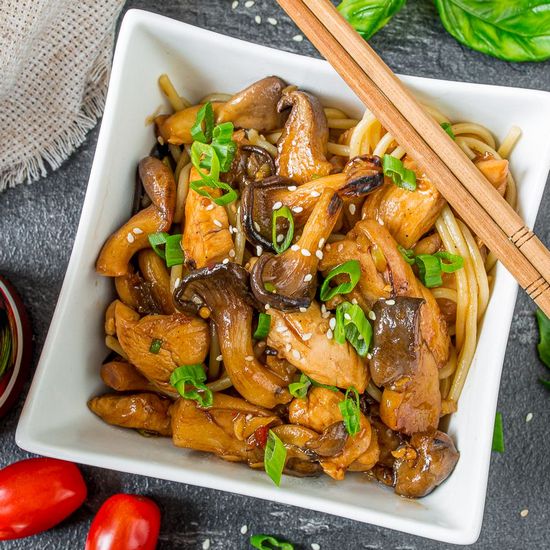 Sweet & Sour Chicken w/ Mushrooms