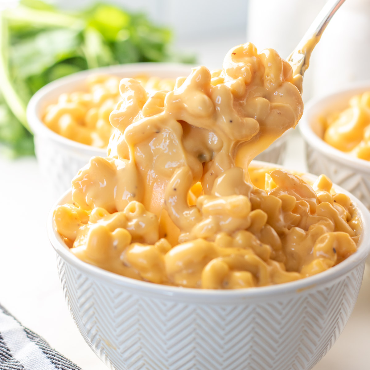 Crockpot Velveeta Mac and Cheese