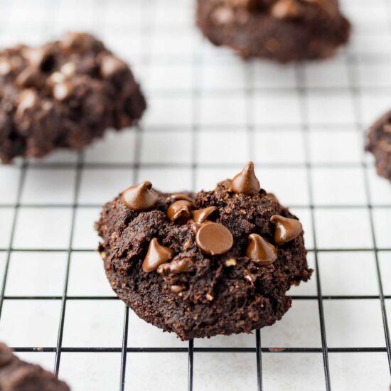 Fudgy Banana Chocolate Cookies