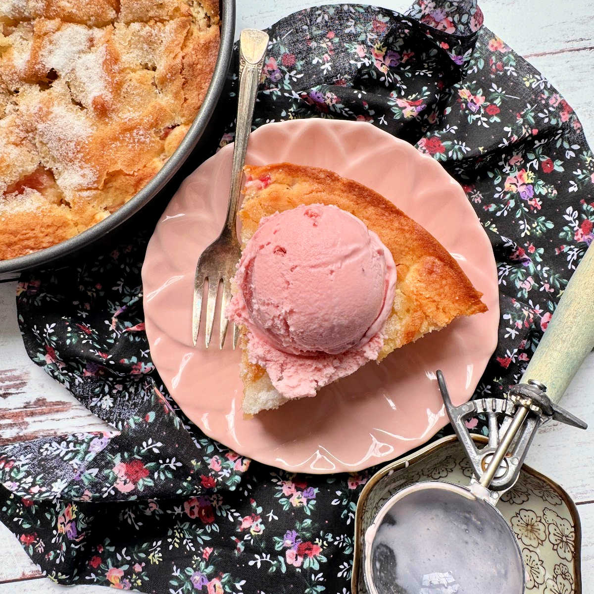 Rhubarb Cake