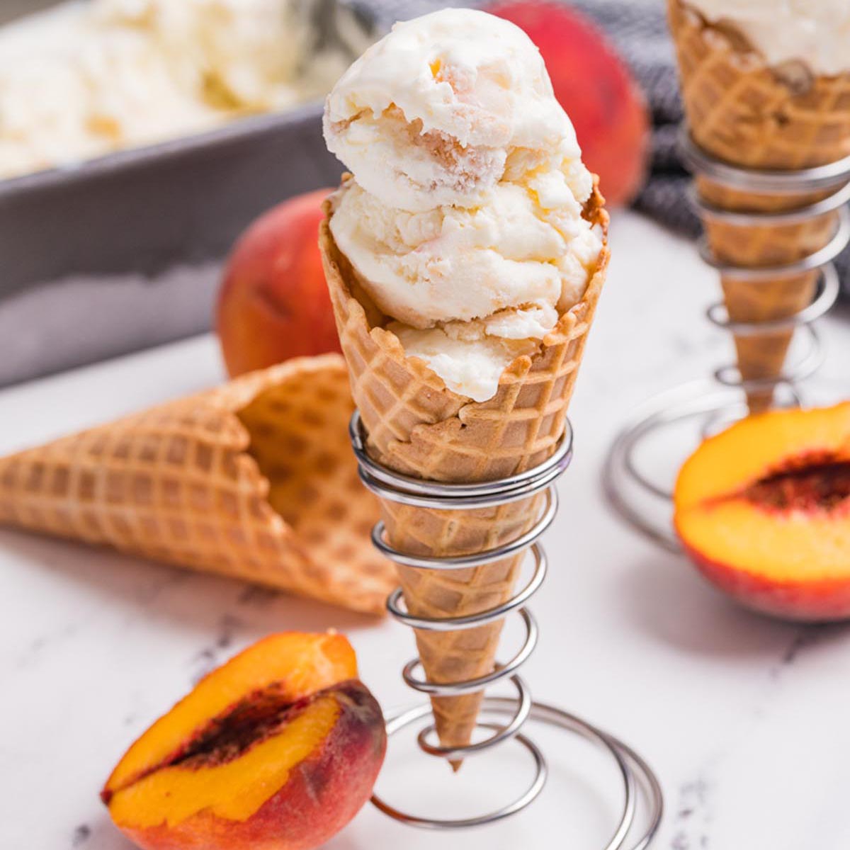 Homemade Peach Ice Cream