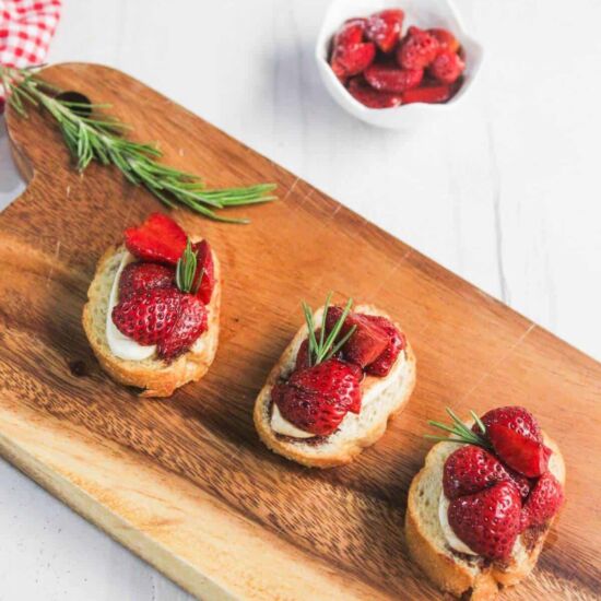 Balsamic Strawberry Crostini