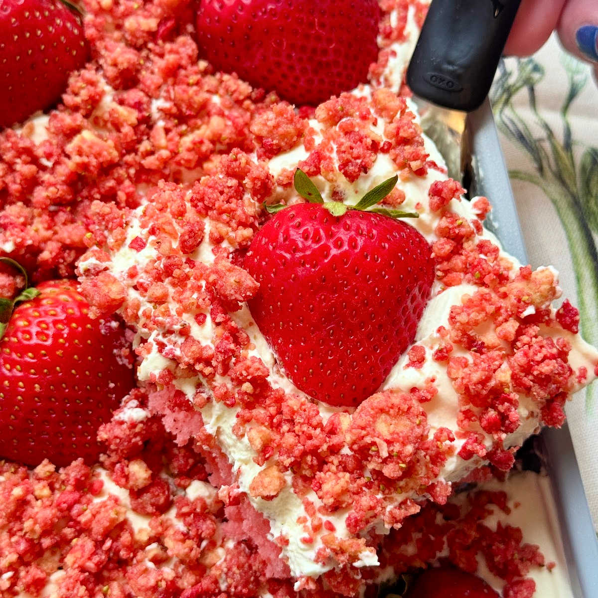 Strawberry Crunch Cake