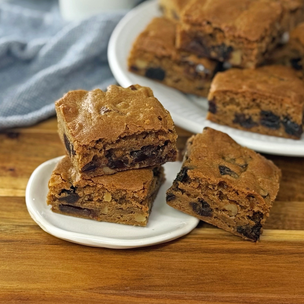 Date and Walnut Slice