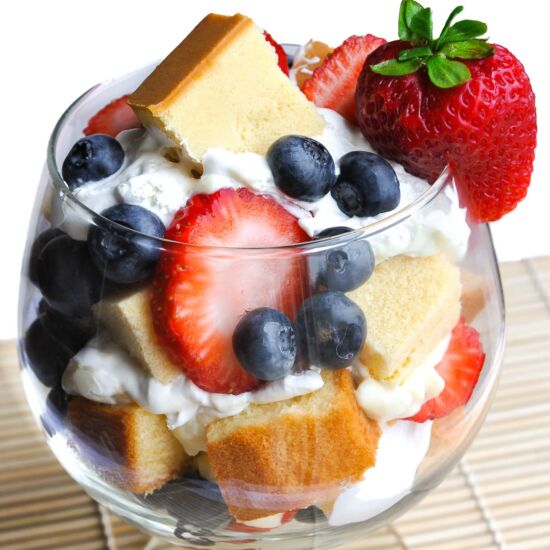 Easy Berry Trifle