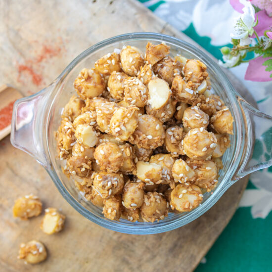 Hawaiian Coconut Macadamia Nuts