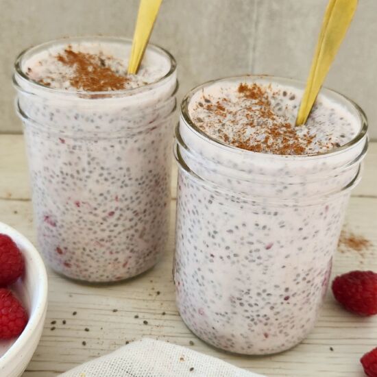 Healthy Raspberry Chia Pudding