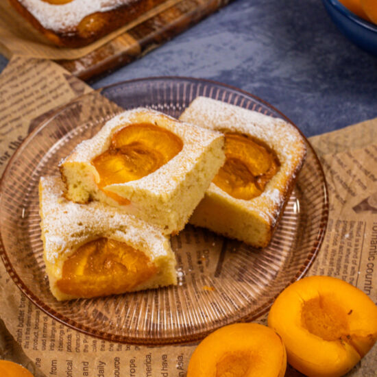 Apricot Cake (Marillenkuchen)