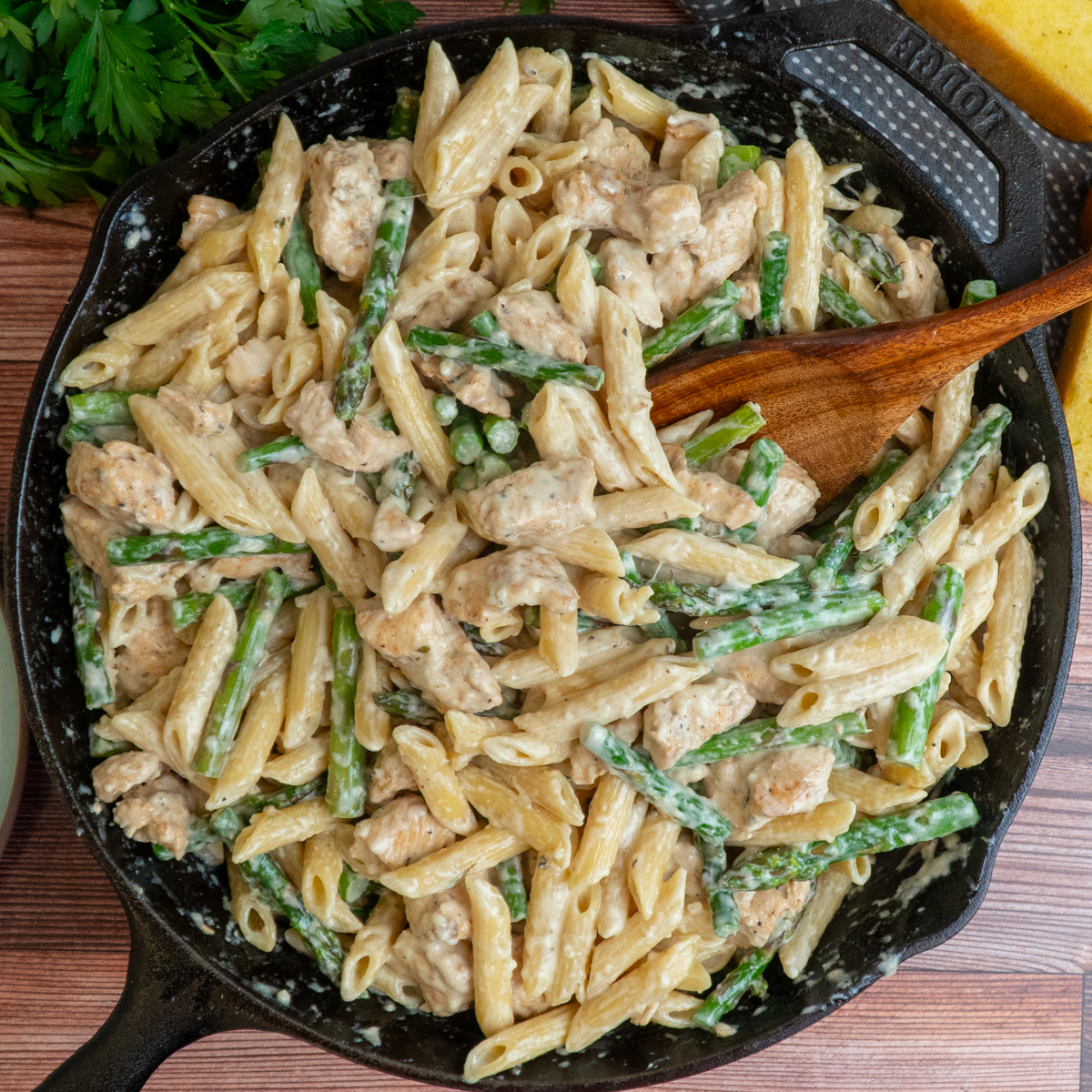 Chicken Asparagus Pasta