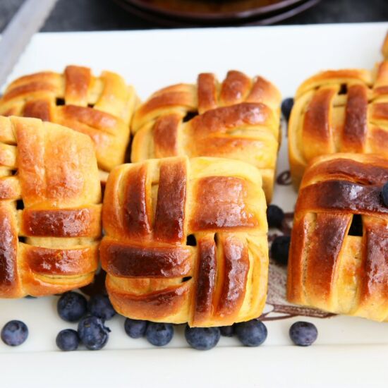 Raisin Pecan Buns