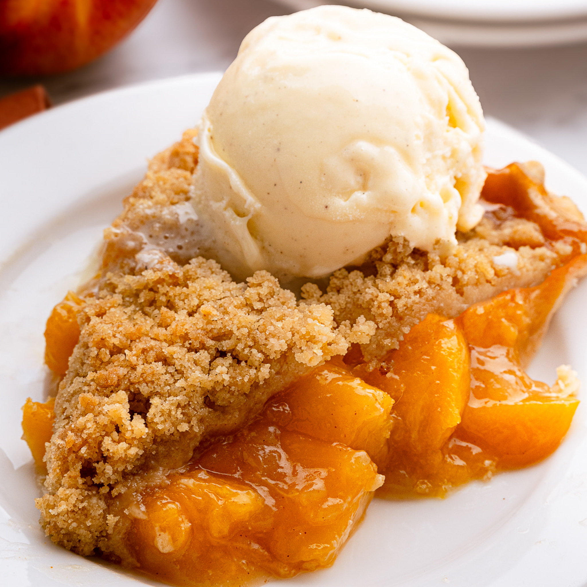Peach Crumble Pie