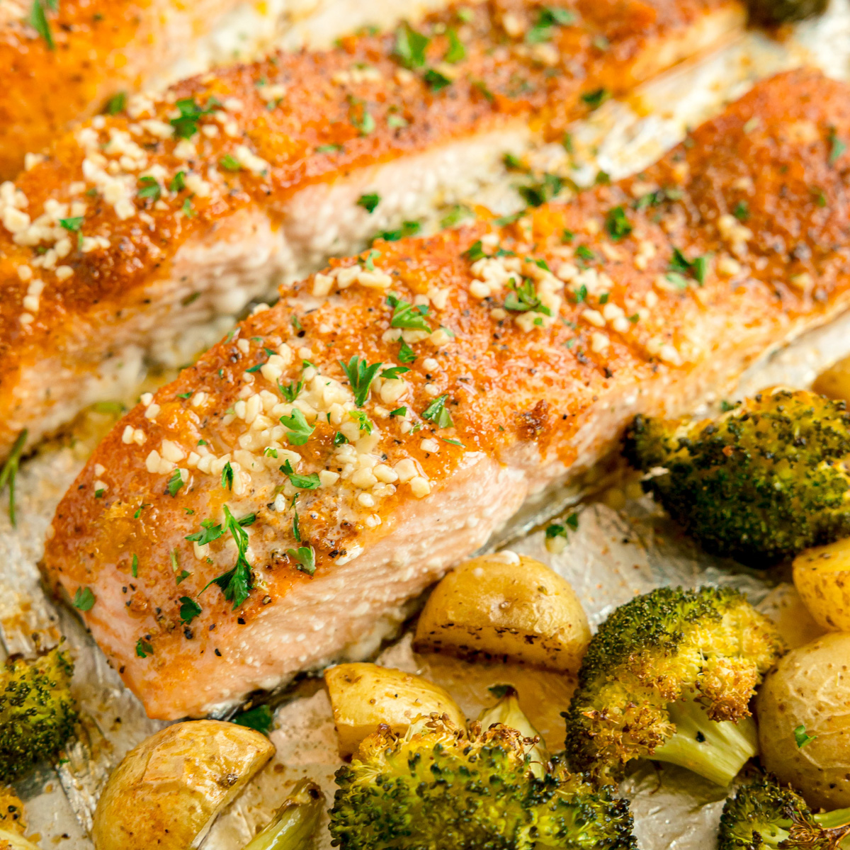 Lemon Garlic Sheet Pan Salmon