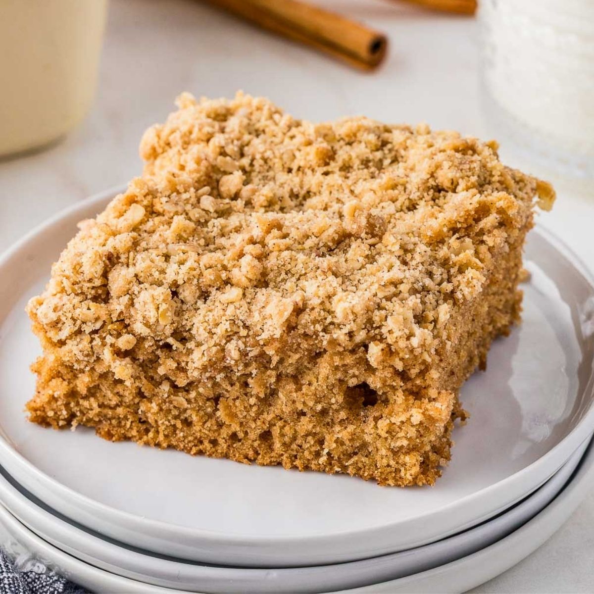 Easy Applesauce Crumb Cake